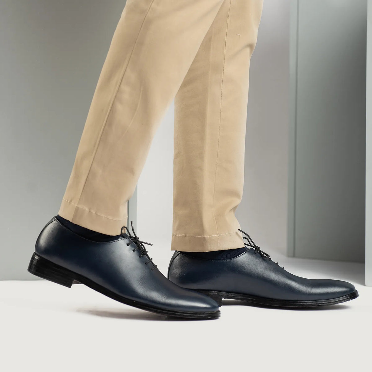 Orlaven Director Wholecut Midnight Modrá Kožená obuv pro Pány footwear image 9