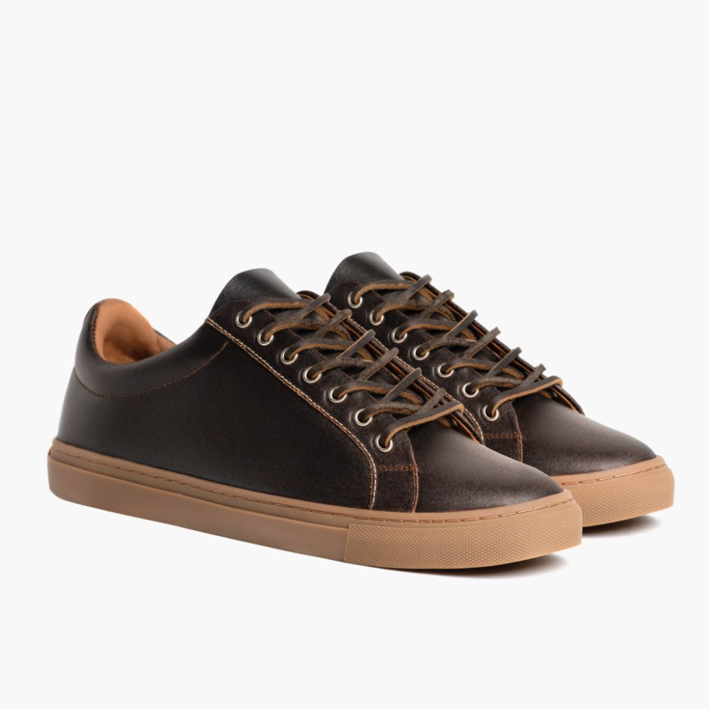 Premier Low Top Cacao Kožené tenisky pro Pány For Men in Classic Full-Grain Leather - Boční pohled | Koupit online