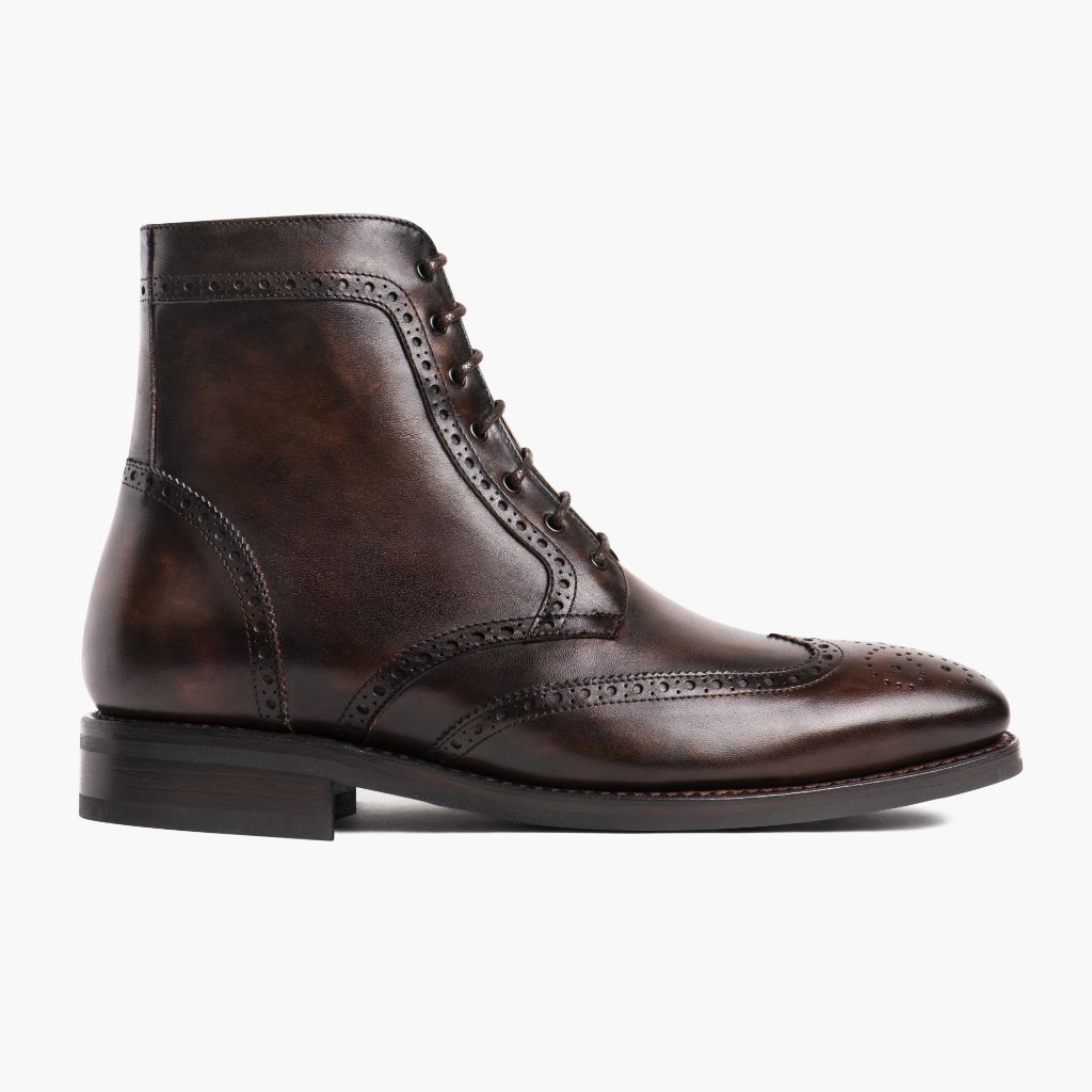 Classic Full-Grain leather Boots - Rámová konstrukce Goodyear welt a špička obuvi