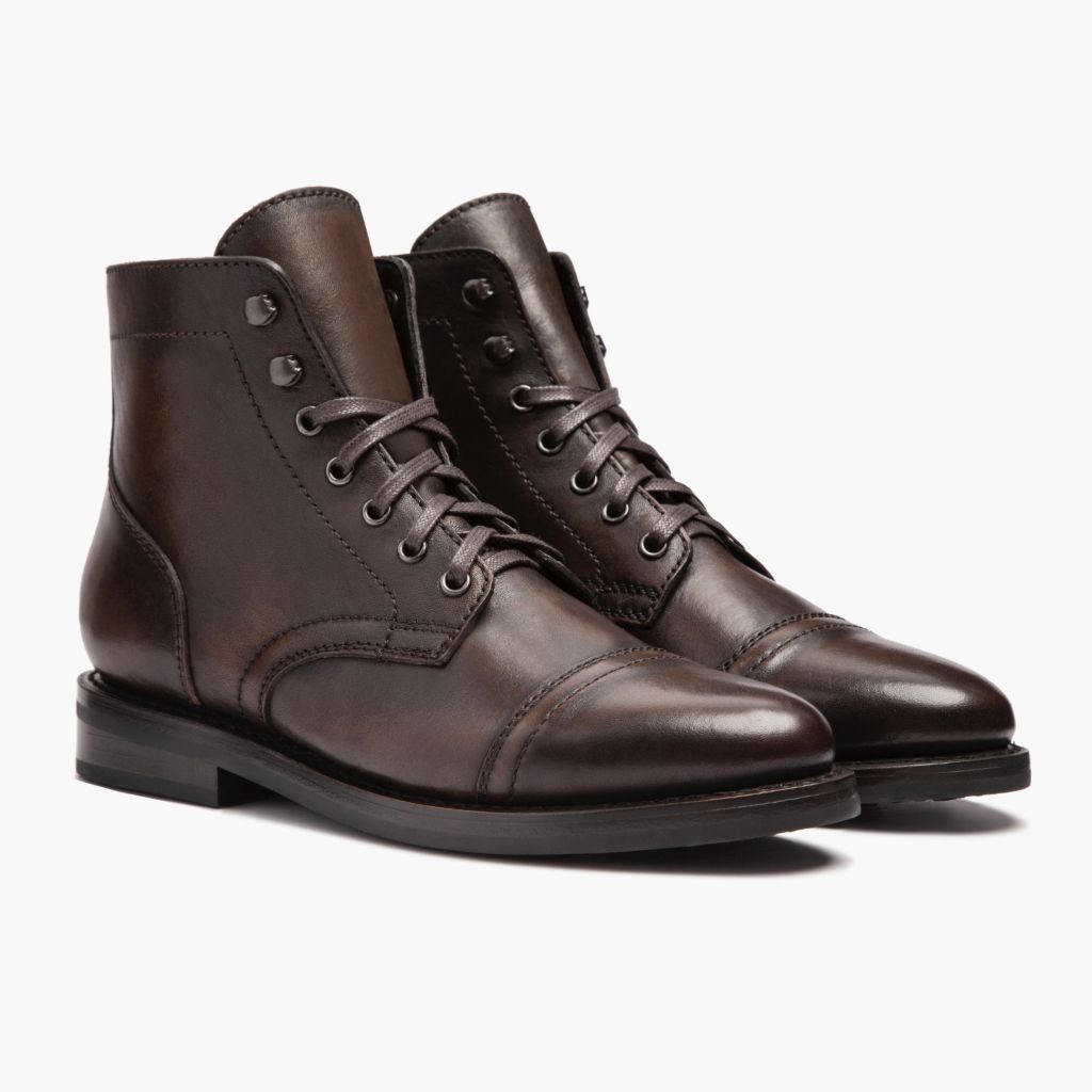Black Full-Grain leather Boots - Rámová konstrukce Goodyear welt a špička obuvi