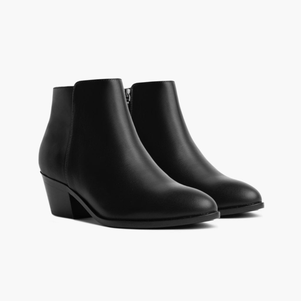 Black Full-Grain leather Boots - Rámová konstrukce Goodyear welt a špička obuvi