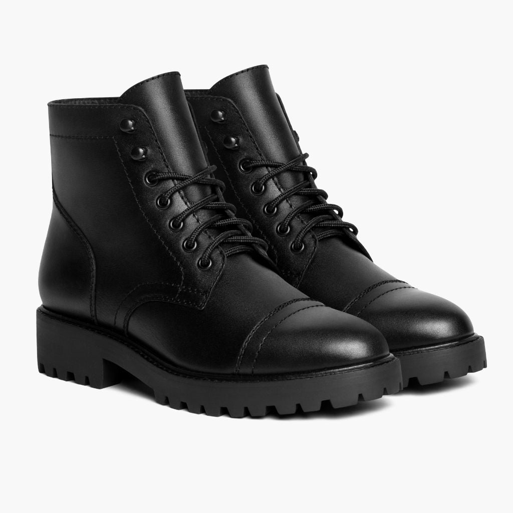 Black Full-Grain leather Boots - Rámová konstrukce Goodyear welt a špička obuvi