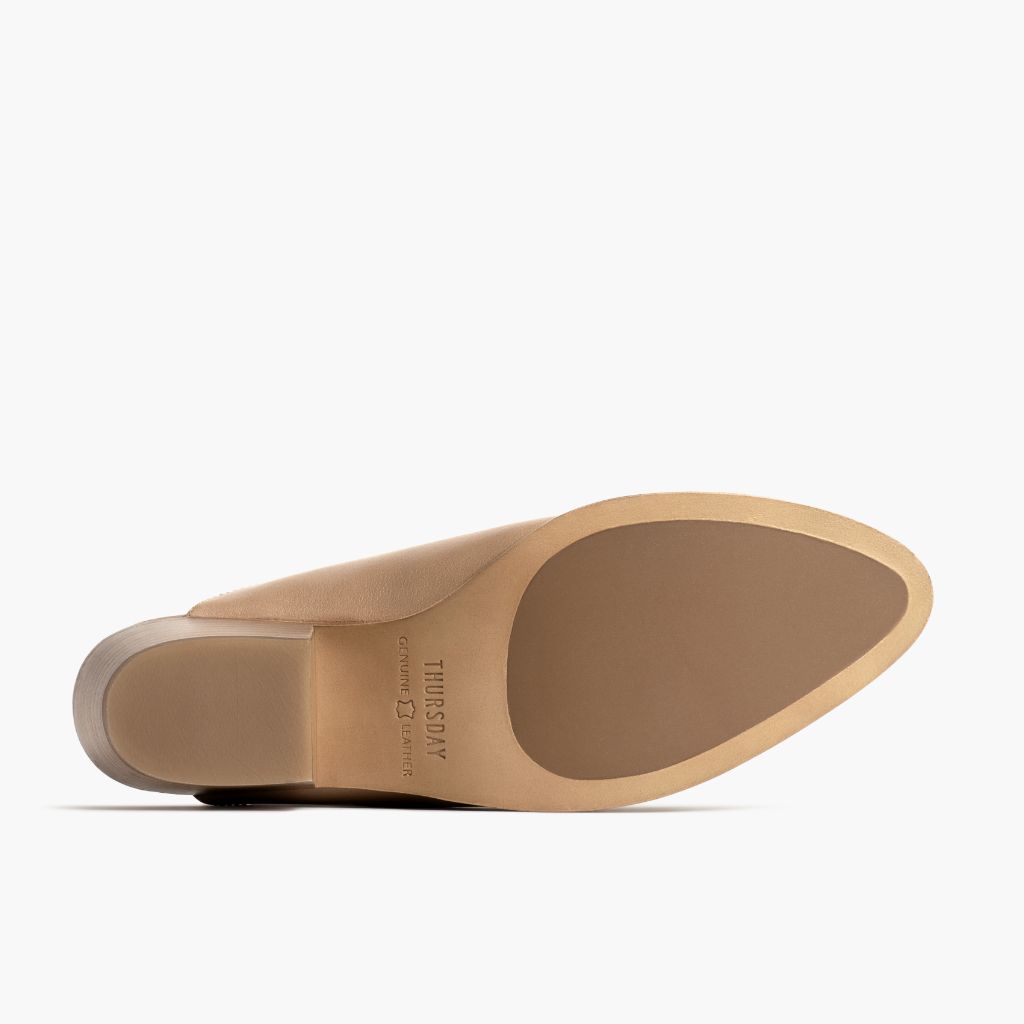 High-Traction Rubber Outsole & Lug Tread Pattern on Breeze Milk Coffee Kožené boty pro Dámy