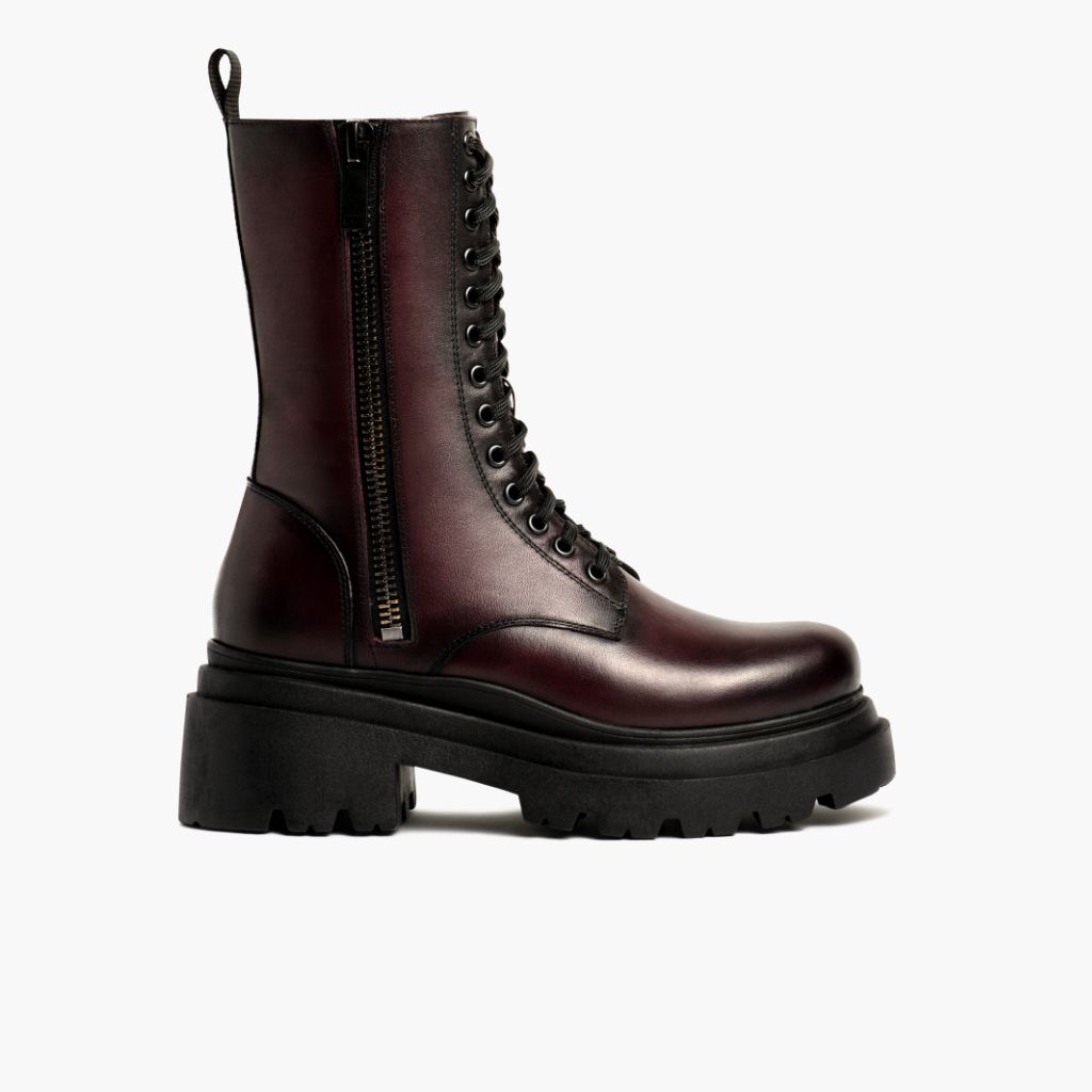 Black Full-Grain leather Boots - Rámová konstrukce Goodyear welt a špička obuvi