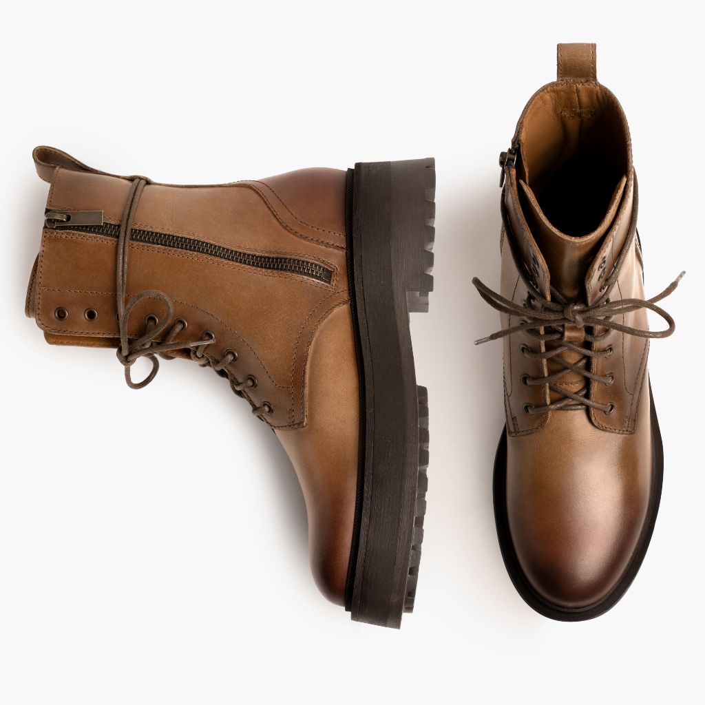 High-Traction Rubber Outsole & Lug Tread Pattern on Quest Natural Kožené boty pro Dámy