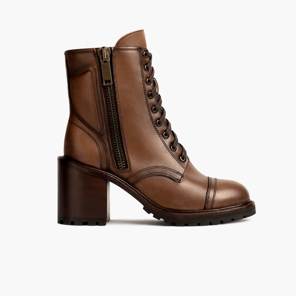 Rebel Amber Wheat Kožené boty pro Dámy in Classic Full-Grain Leather - Boční pohled | Koupit online