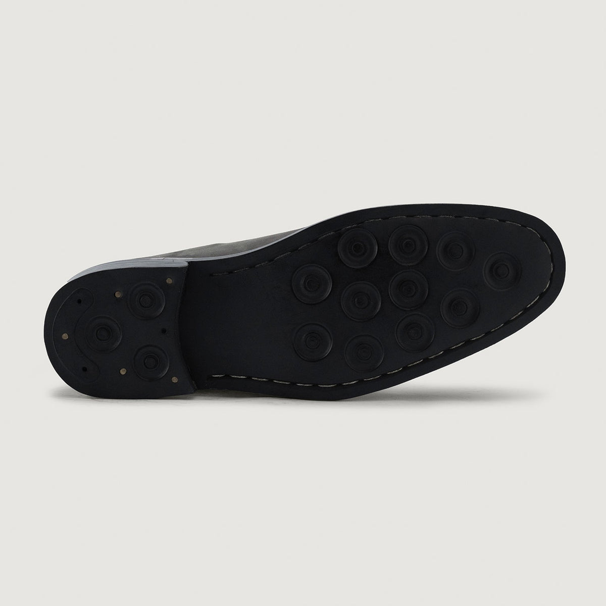 Clarkson Chelsea Grey Nubuck Kožené boty - StudGuard pro Pány - Zesílený opatek a precizní dvojité prošití