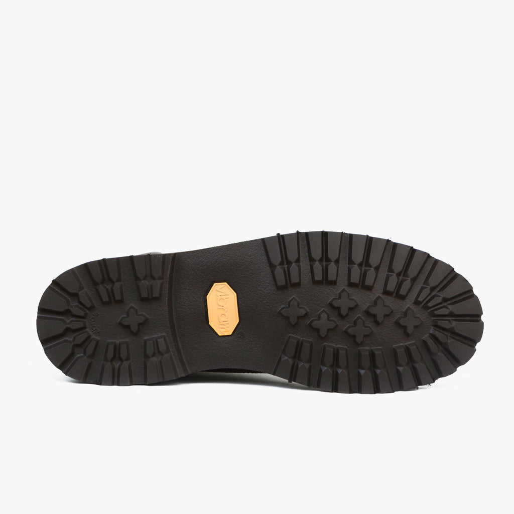 High-Traction Rubber Outsole & Lug Tread Pattern on Explorer Dark Olive Suede Kožené boty pro Pány