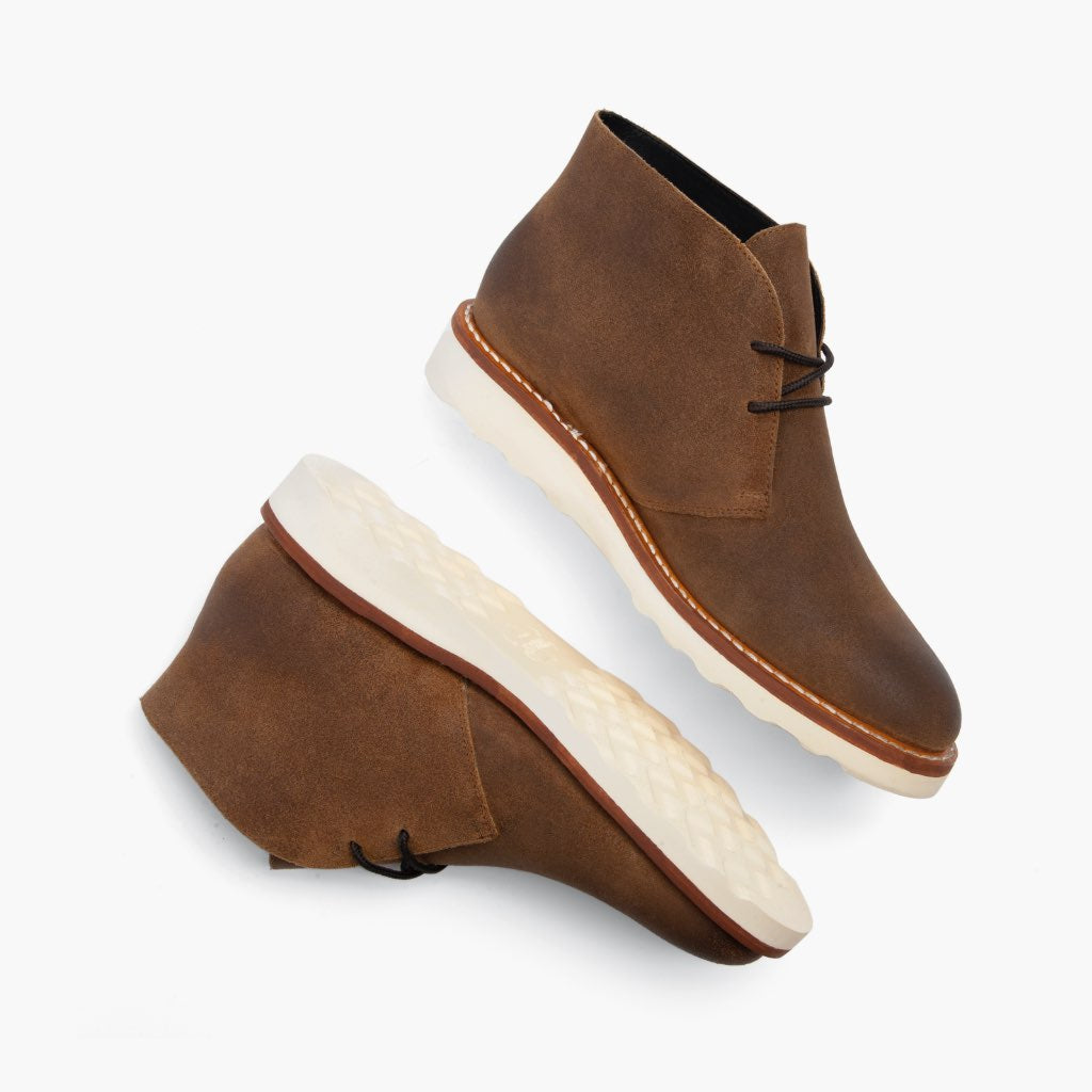 High-Traction Rubber Outsole & Lug Tread Pattern on Scout Safari Kožené boty pro Pány For Men