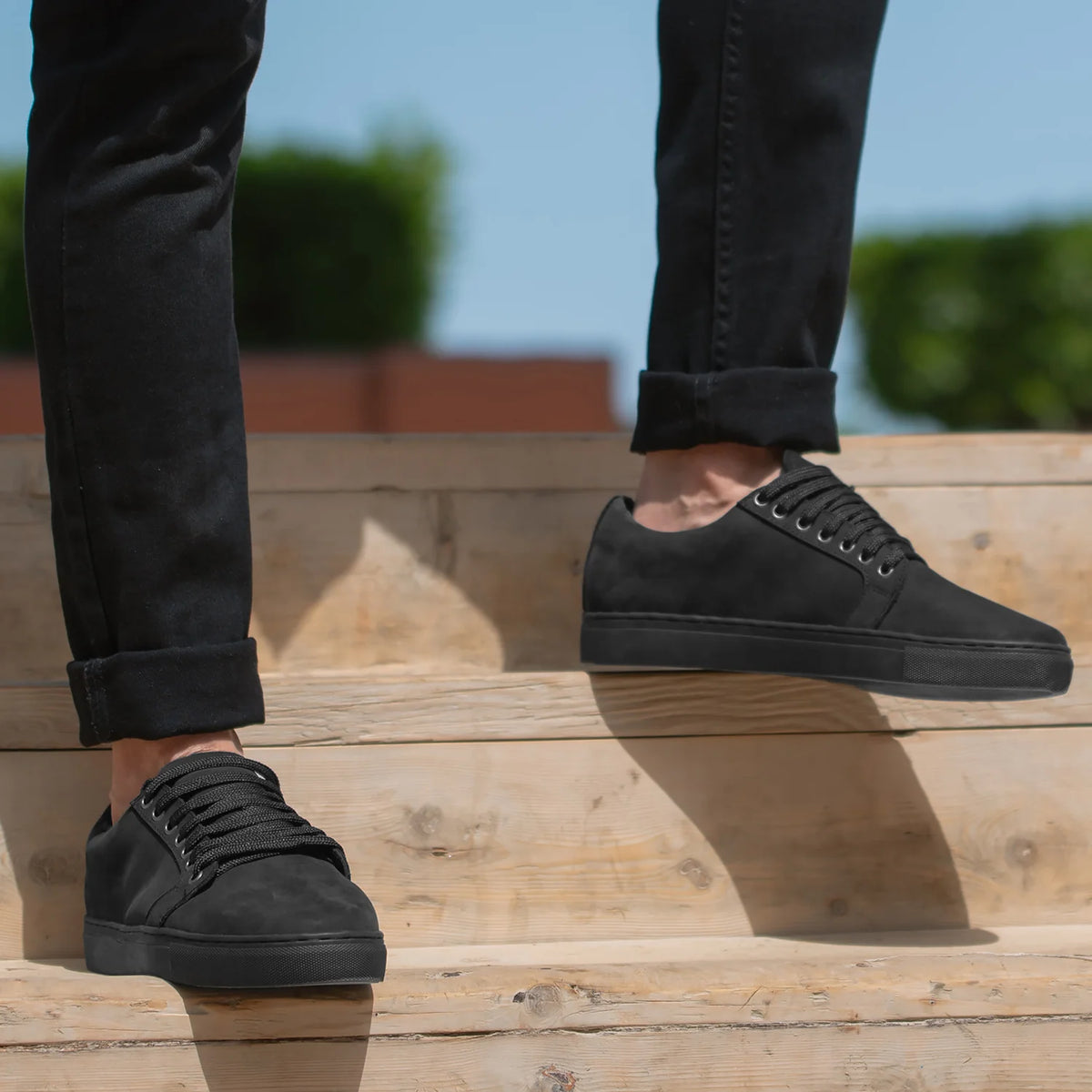 Murphy Low Top Černá Nubuck Kožené tenisky pro Pány - Zesílený opatek a precizní dvojité prošití