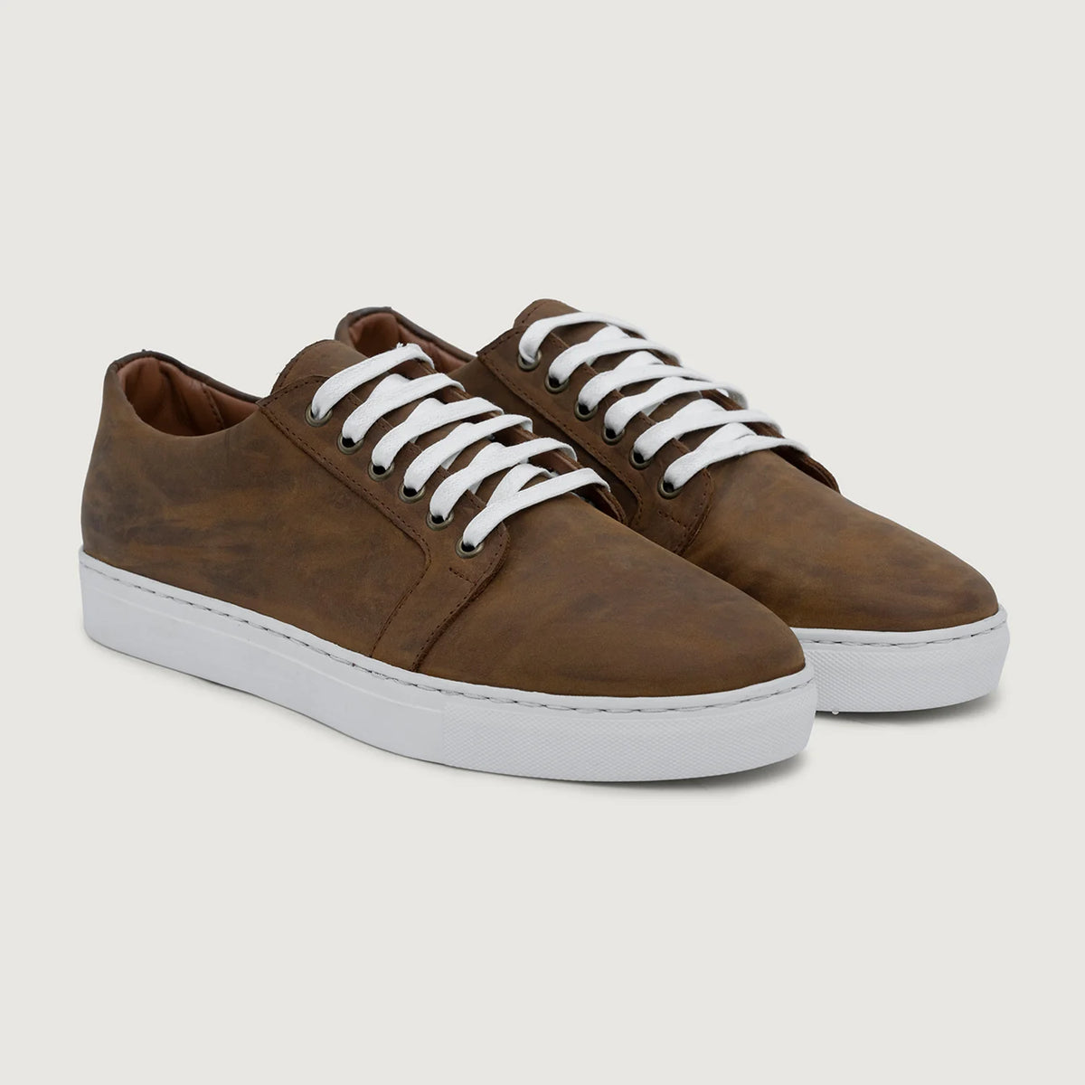 Murphy Low Top Burnt Copper Pullup Kožené tenisky pro Pány For Men in Burnt Copper Full-Grain Leather - Boční pohled | Koupit online