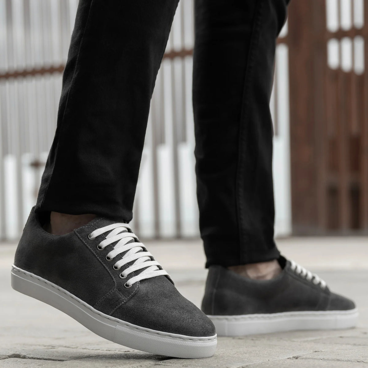 Orlaven Murphy Low Top Grey Suede Kožené tenisky pro Pány footwear image 10