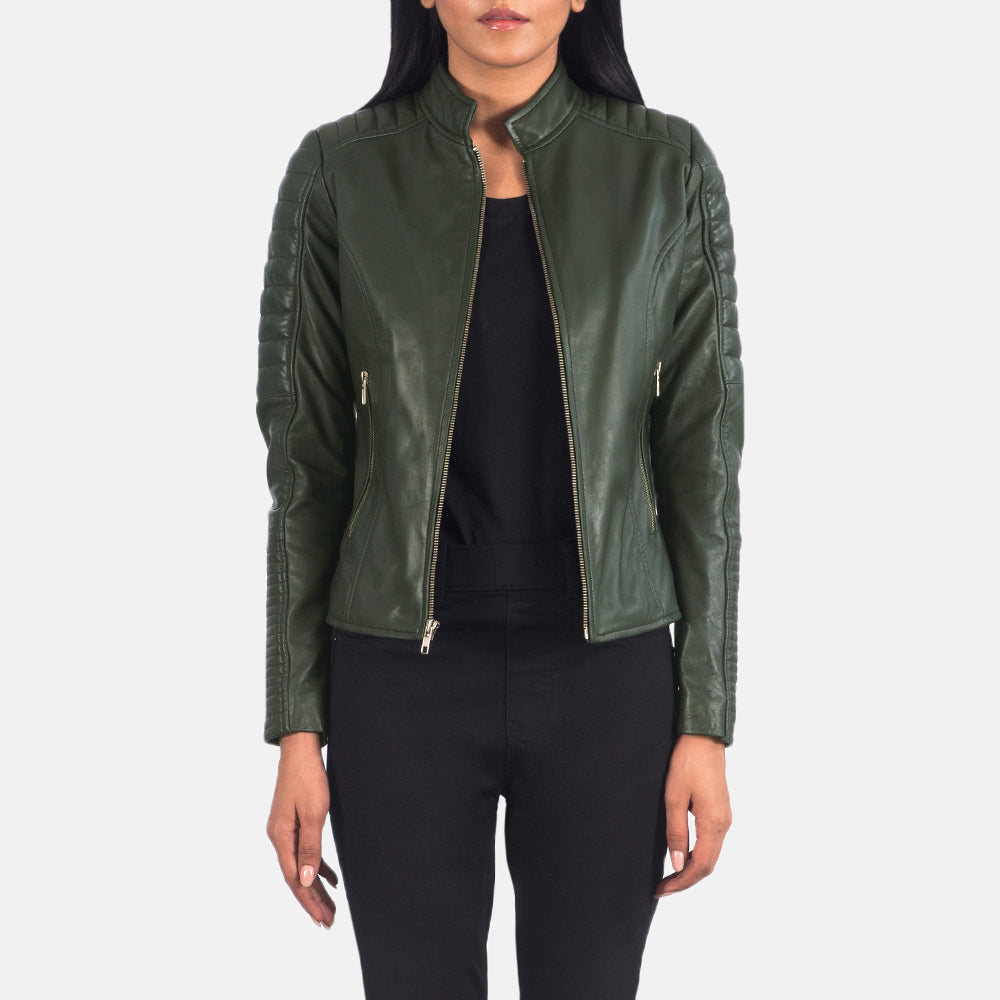 
Adalyn Prošívaná Olivově zelená Kožený motorkářský křivák pro Dámy in Green Sheepskin Leather - Přední pohled a přiléhavá silueta | Koupit online