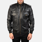 
Detailní pohled of High neck & Zipper Hardware on Agent Shadow Černá Kožená bomber bunda pro Pány