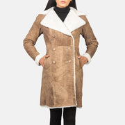 
Amie Distressed Brown Double Breasted Shearling Coat - Boční pohled ukazující ergonomický střih rukávů