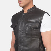 
Pohled na podšívku Showing Quilted Polyester Lining & Dvě funkční vnitřní kapsy