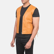 
Tan Brown Sheepskin leather Vest - Zadní pohled s definovanými rameny a čistým lemem