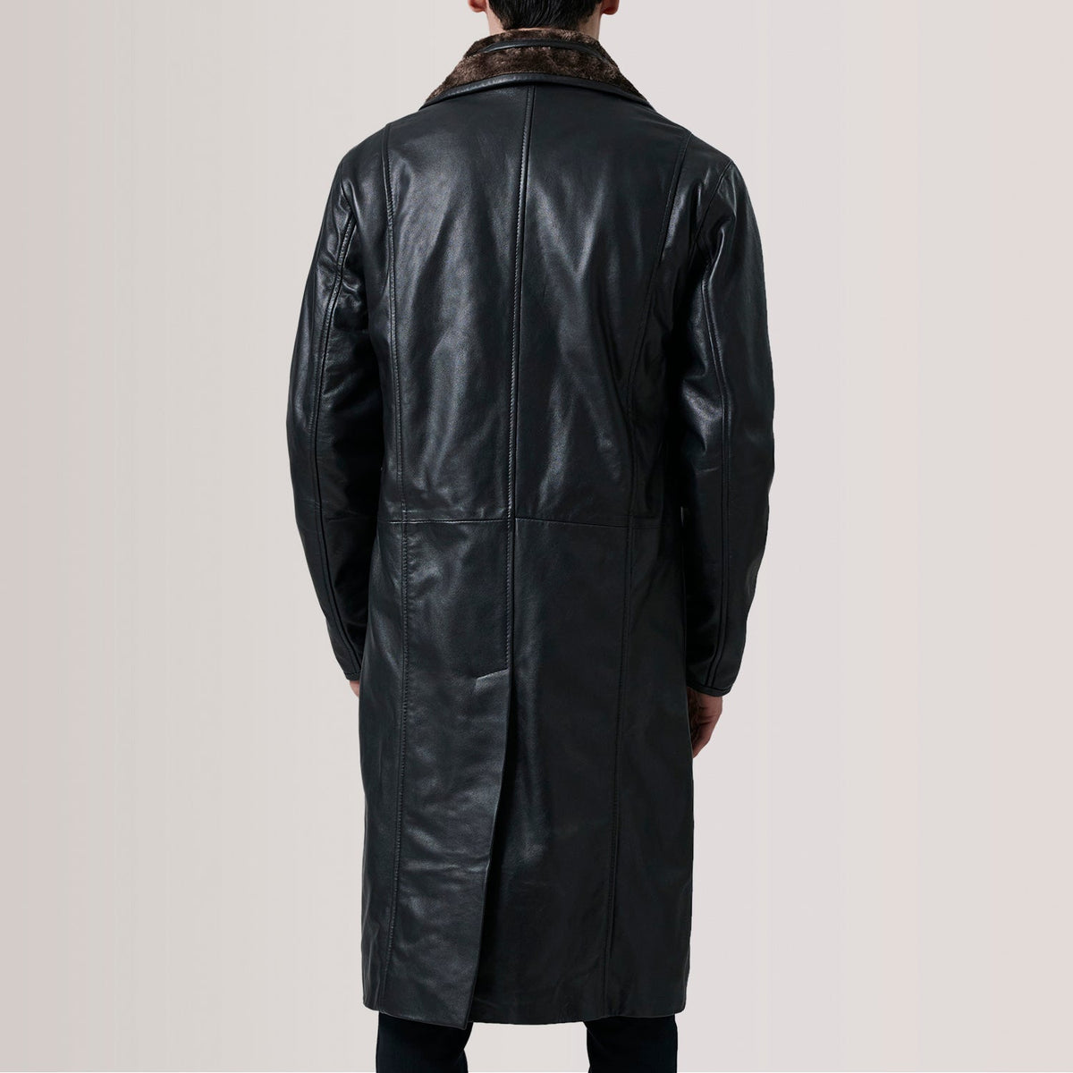 
Detailní pohled of Notch & Button Hardware on Cai Černá Leather Shearling Kožený kabát pro Pány For Men