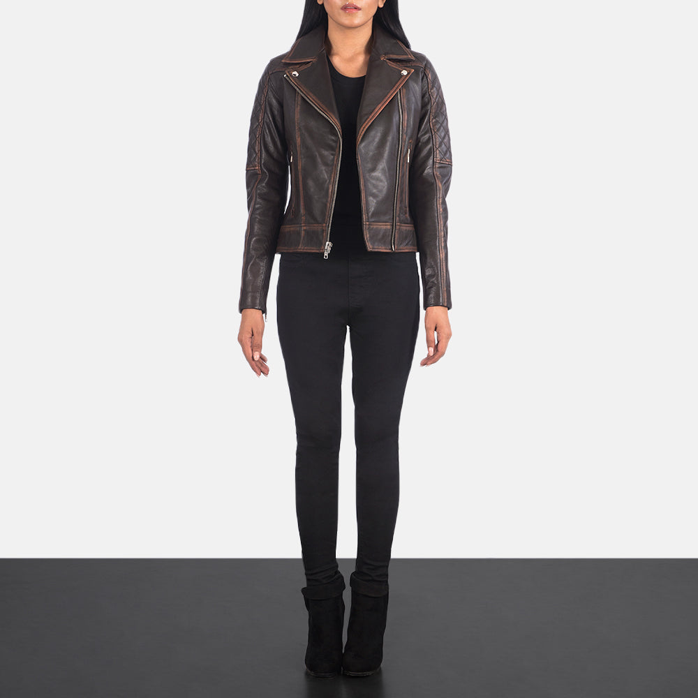 
Carolyn Quilted Vintage Brown Biker Jacket - Boční pohled ukazující ergonomický střih rukávů