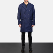 
Blue Wool Double Breasted Coat - Boční pohled ukazující ergonomický střih rukávů