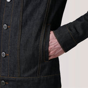 
Pohled na podšívku Showing Quilted Viscose Lining & Dvě funkční vnitřní kapsy