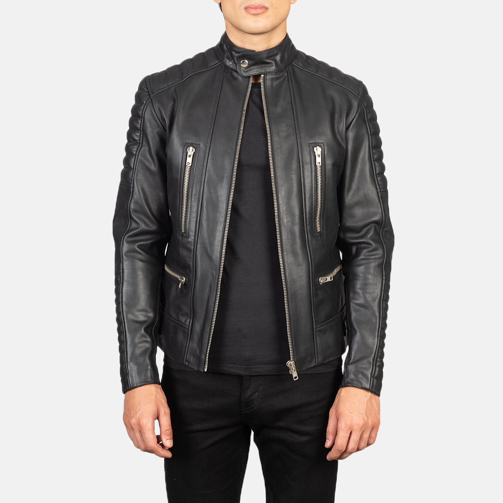 
Damian Grey Suede Biker Jacket in Grey Sheepskin Suede - Přední pohled a přiléhavá silueta | Koupit online
