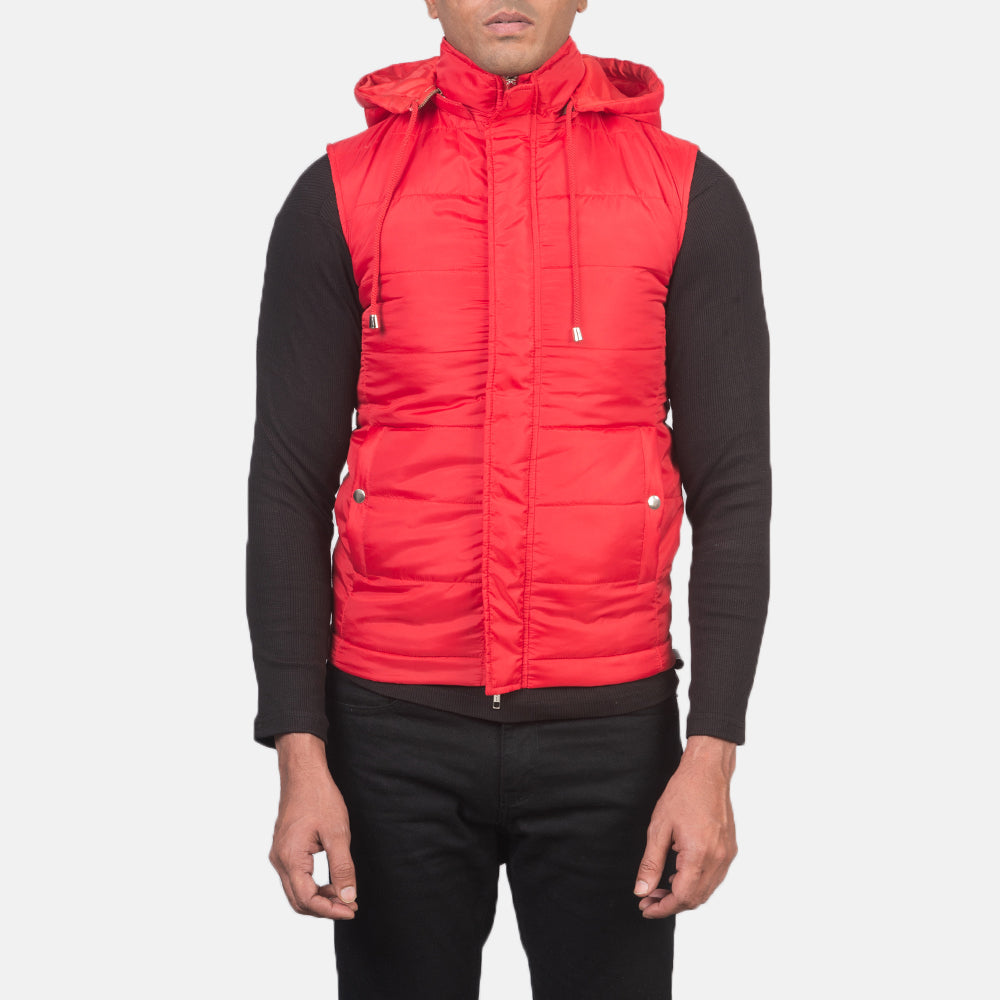 
Detailní pohled of Band with Removable Hood & Zipper with dual puller and wind flap Hardware on Fuston Červená Prošívaná vesta s kapucí pro Pány