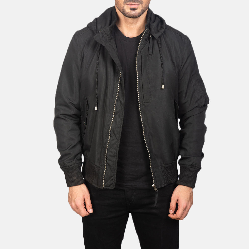
Hanklin Ma-1 Black Hooded Bomber Jacket in Black Polyester - Přední pohled a přiléhavá silueta | Koupit online