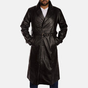 
Hooligan Černá Kožený trenčkot pro Pány in Black Cowhide Leather - Přední pohled a přiléhavá silueta | Koupit online