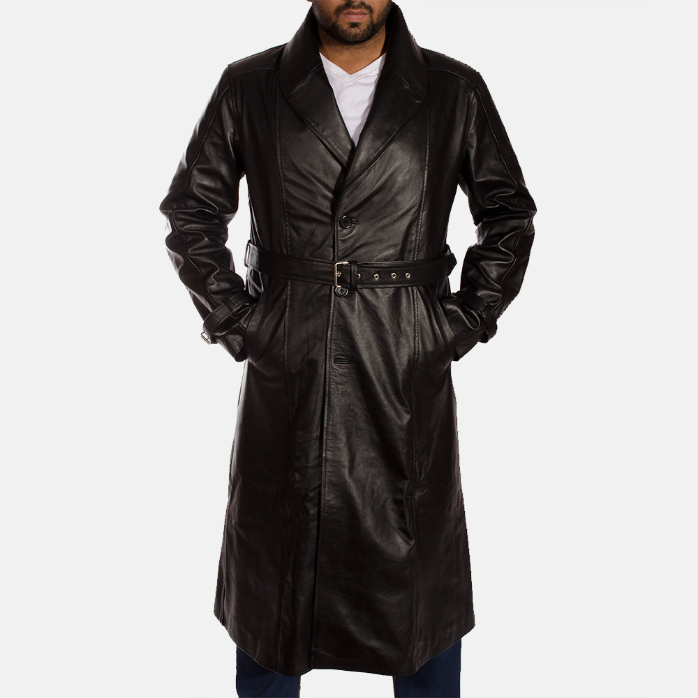 
Black Cowhide Leather Trench Coat - Zadní pohled s definovanými rameny a čistým lemem
