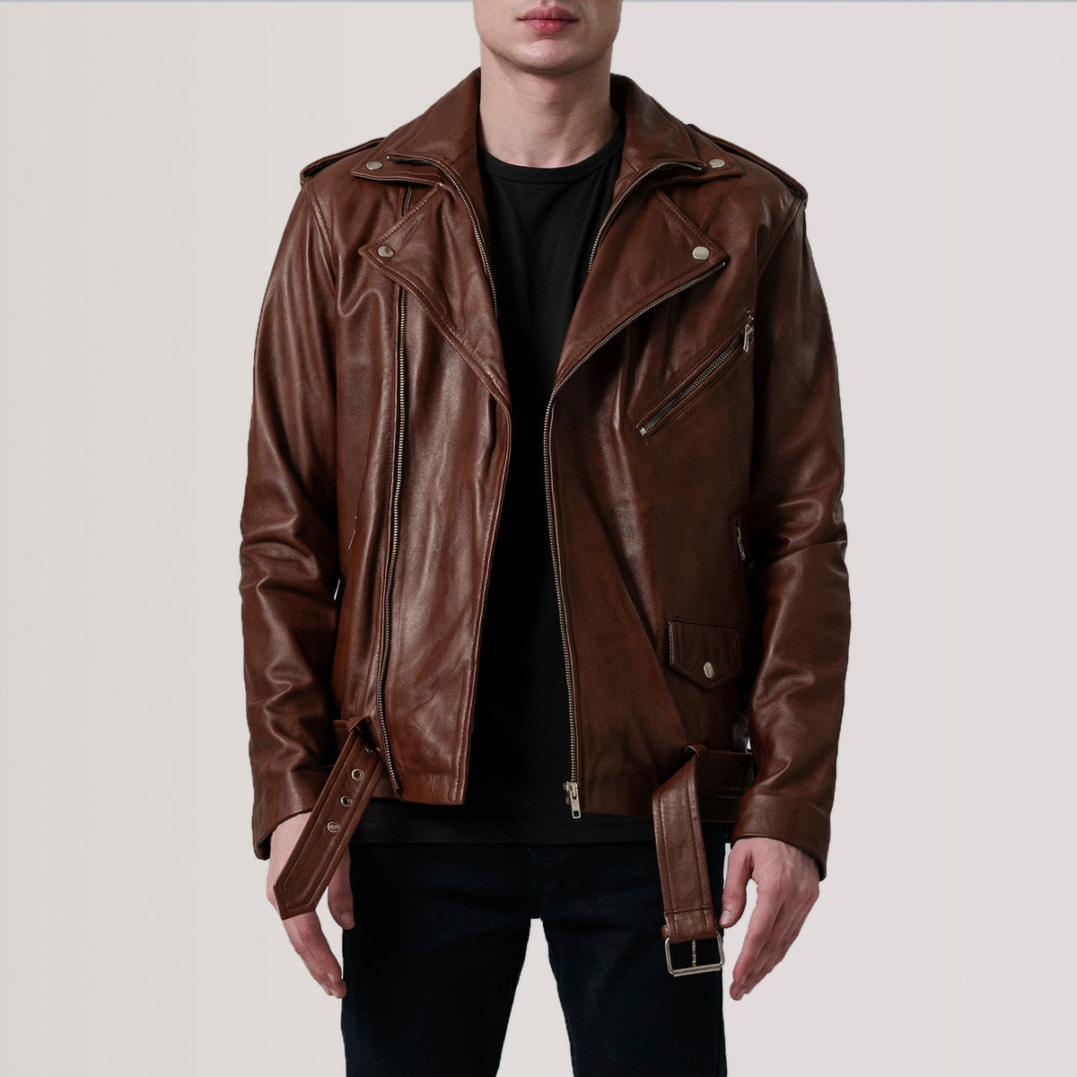 
Kole Waxed Hnědá Leather Double Rider Kožená bunda pro Pány in Distressed Brown Sheepskin Burnished - Přední pohled a přiléhavá silueta | Koupit online