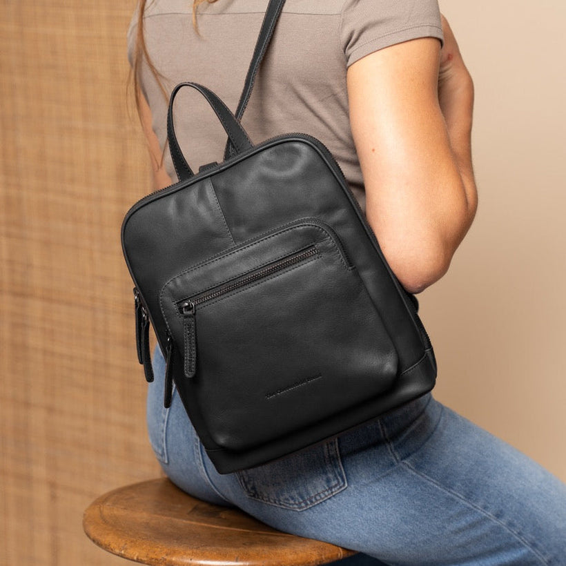Floran Full-Grain Leather Backpack dámská