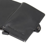 
Pohled na podšívku Showing Dedicated Padded Laptop Sleeve & Multi-Compartment Organization