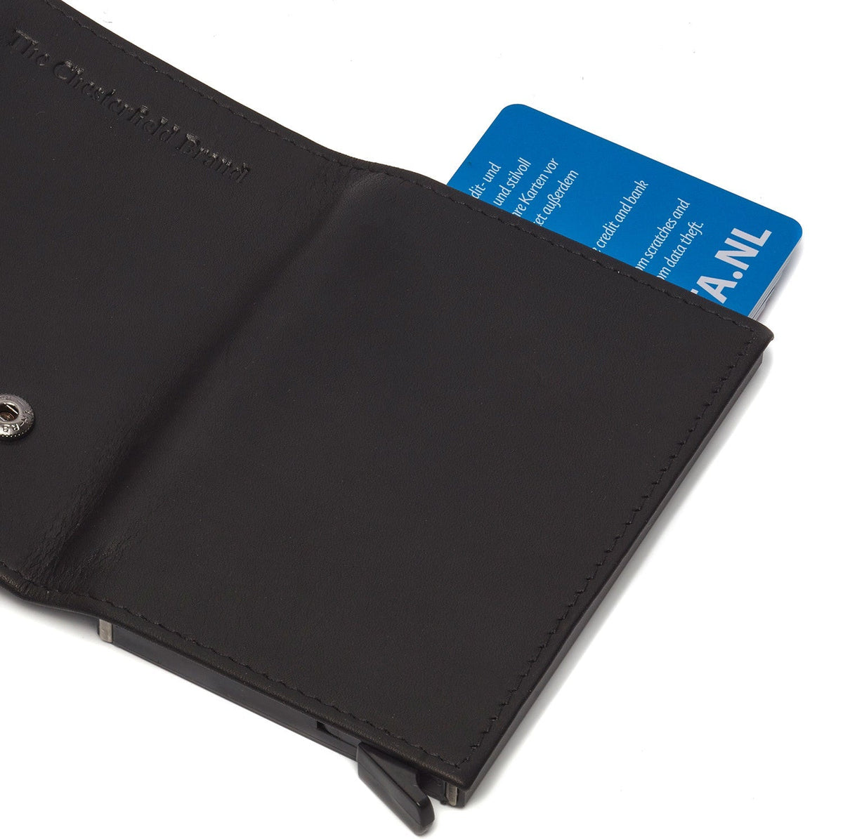 
Pohled na podšívku Showing Dedicated Padded Laptop Sleeve & Multi-Compartment Organization
