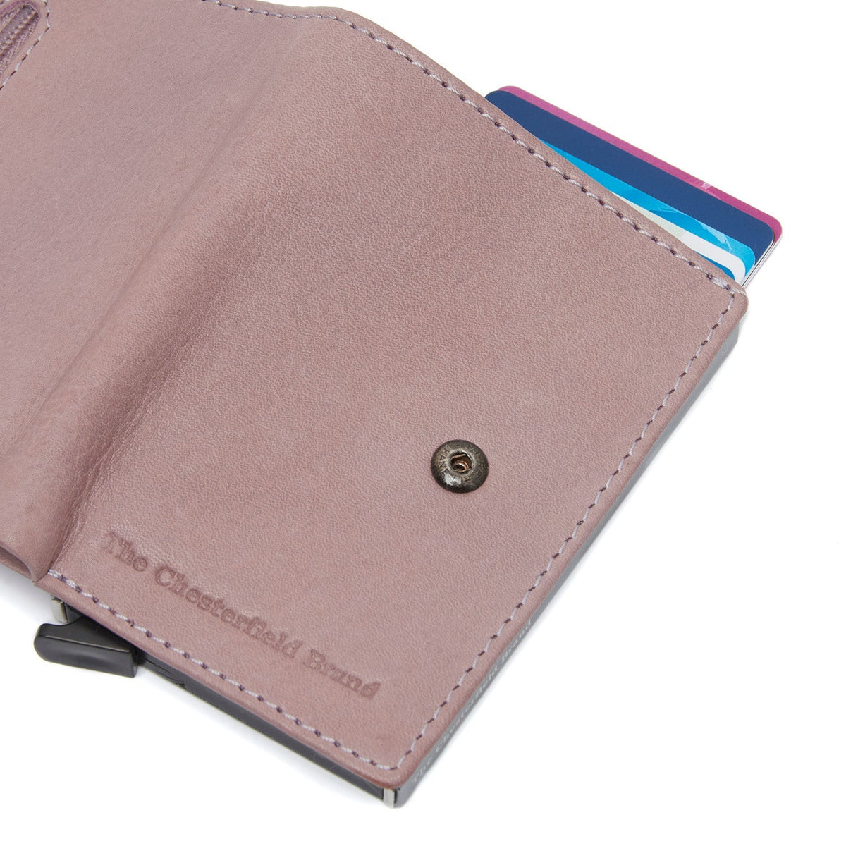 
Pohled na podšívku Showing Dedicated Padded Laptop Sleeve & Multi-Compartment Organization