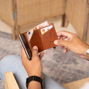
Paris Pravá plnolícová kůže Pouzdro na karty – alternate product view 3