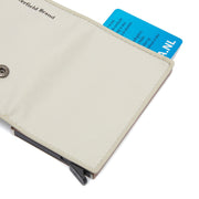 
Pohled na podšívku Showing Dedicated Padded Laptop Sleeve & Multi-Compartment Organization
