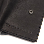 
Solid Antique Brass Hardware & Heavy-Duty Dual Zipper Detail on Torola Pravá plnolícová kůže Pouzdro na karty
