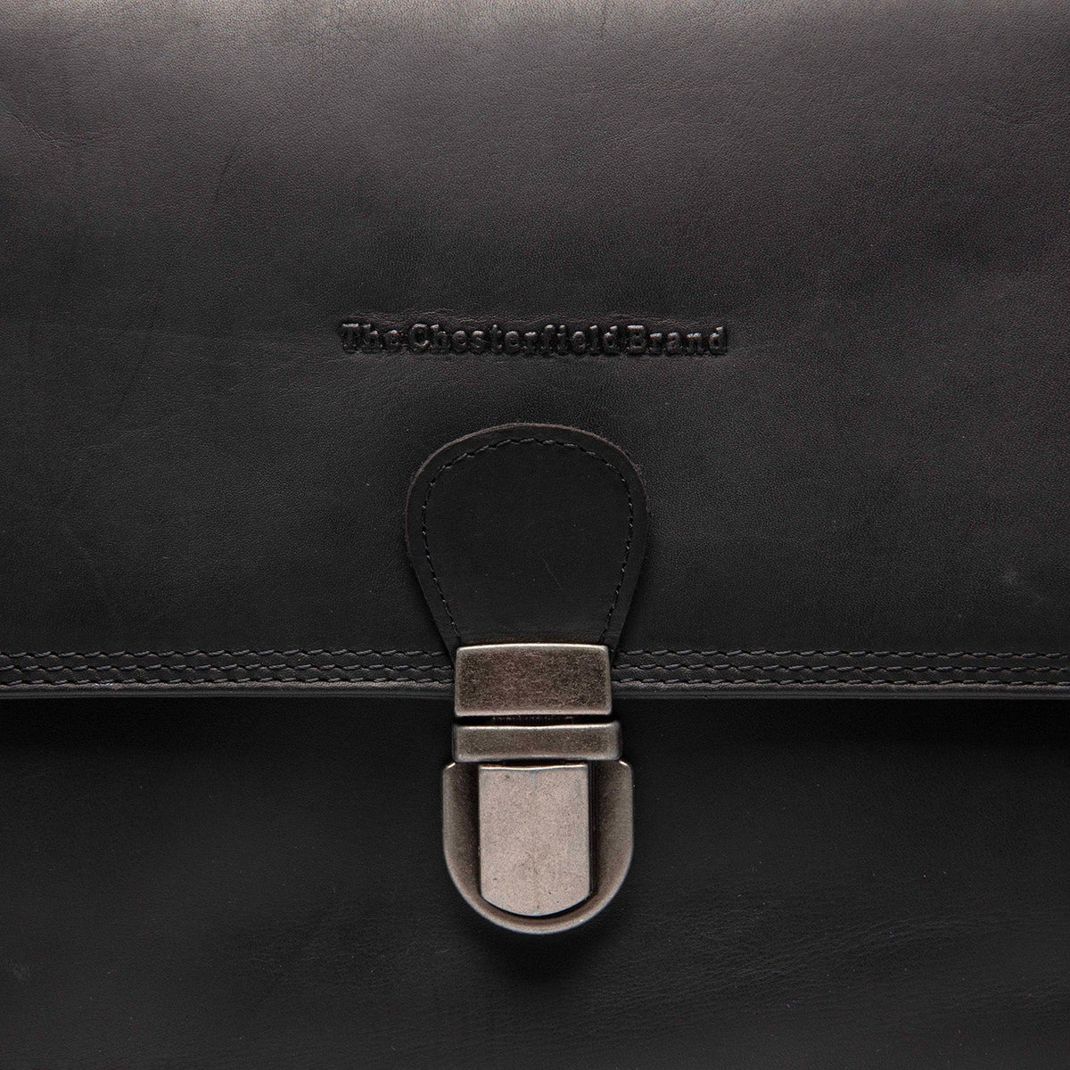 
Classic 100% Full-Grain leather Bag - Zadní pohled se zesílenými koženými popruhy