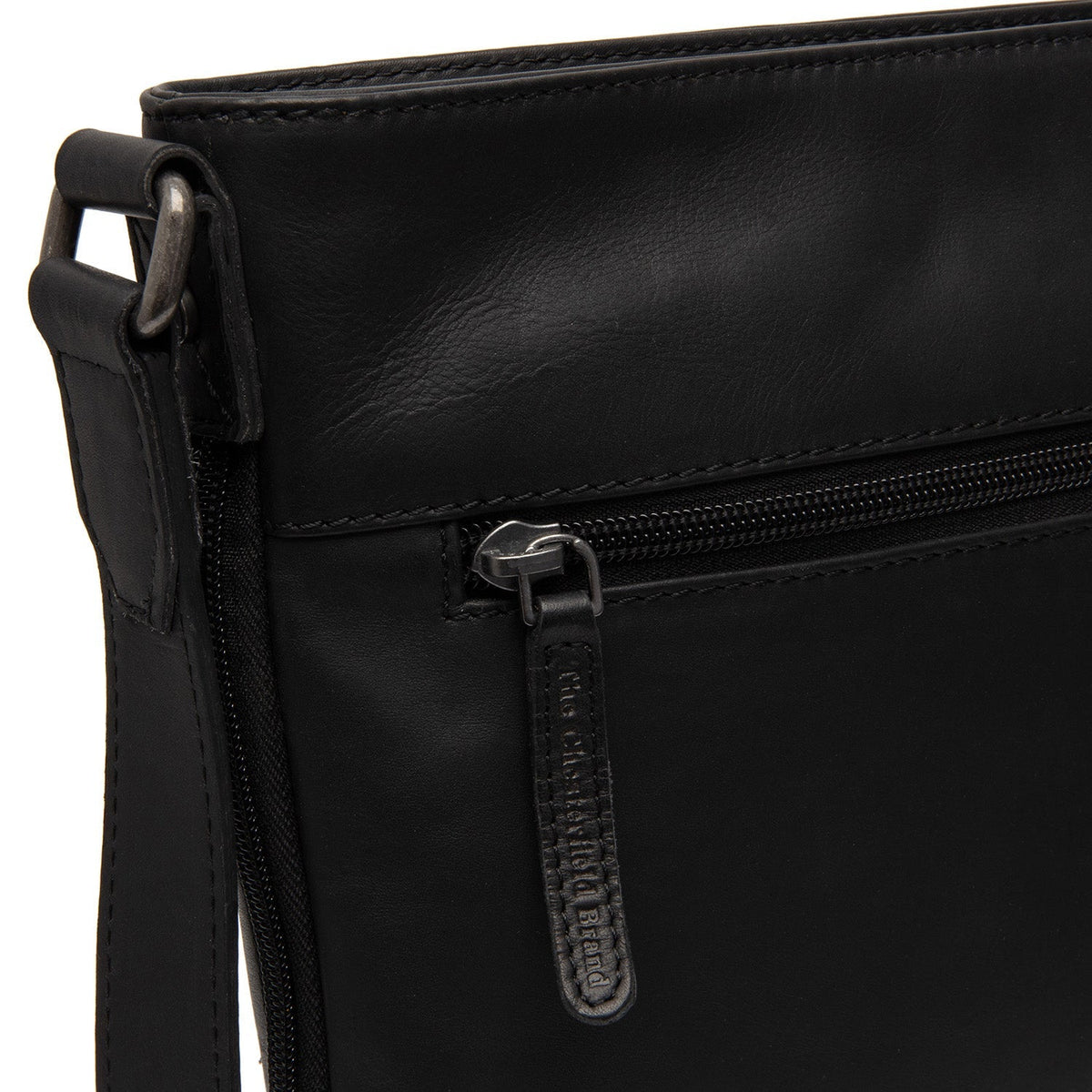 
Pohled na podšívku Showing Dedicated Padded Laptop Sleeve & Multi-Compartment Organization