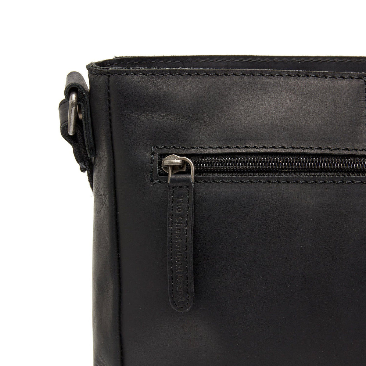 
Pohled na podšívku Showing Dedicated Padded Laptop Sleeve & Multi-Compartment Organization