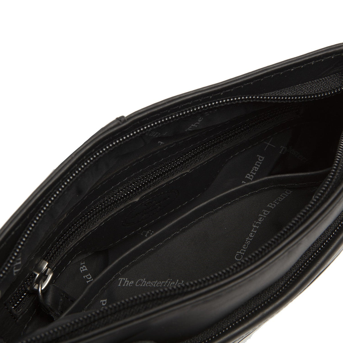 
Pohled na podšívku Showing Dedicated Padded Laptop Sleeve & Multi-Compartment Organization