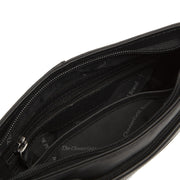 
Pohled na podšívku Showing Dedicated Padded Laptop Sleeve & Multi-Compartment Organization