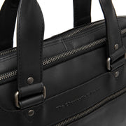 
Pohled na podšívku Showing Dedicated Padded Laptop Sleeve & Multi-Compartment Organization