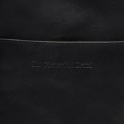 
Detailní pohled of Classic Collar & Heavy-Duty Zipper Hardware on Alesund Pravá plnolícová kůže Phone Bag