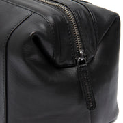 
Pohled na podšívku Showing Quilted Viscose Lining & Dvě funkční vnitřní kapsy