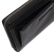 
Pohled na podšívku Showing Dedicated Padded Laptop Sleeve & Multi-Compartment Organization