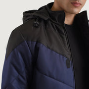 
Pohled na podšívku Showing Quilted Viscose Lining & Dvě funkční vnitřní kapsy