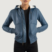 
Luna Blue Hooded Leather Bomber Jacket in Blue Sheepskin Leather - Přední pohled a přiléhavá silueta | Koupit online