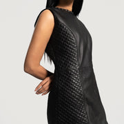 
Detailní pohled of Classic Collar & Zipper on back Hardware on Luxe Černá Leather Dress pro Dámy
